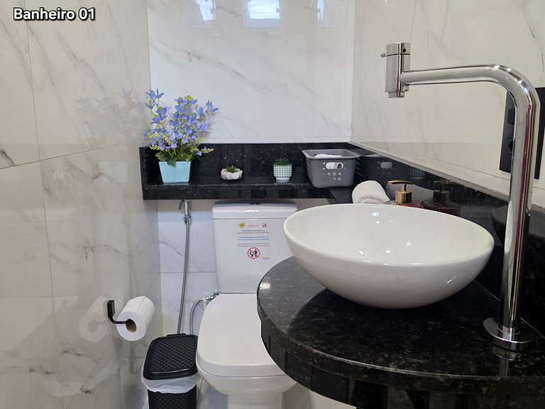 Casa 2 Quartos 2 WC Bairro tranquilo 6 min centro