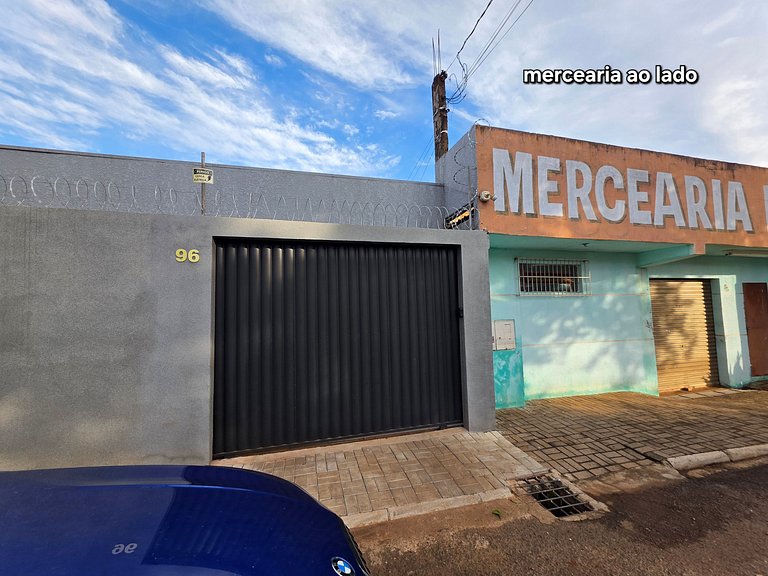 Casa 2 Quartos 2 WC Bairro tranquilo 6 min centro