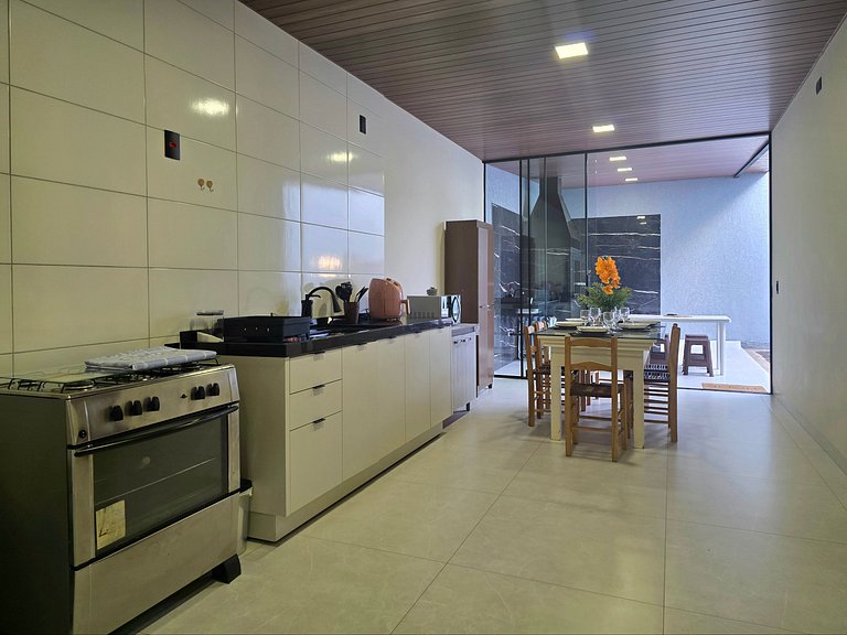 Casa 2 Quartos 2 WC Bairro tranquilo 6 min centro