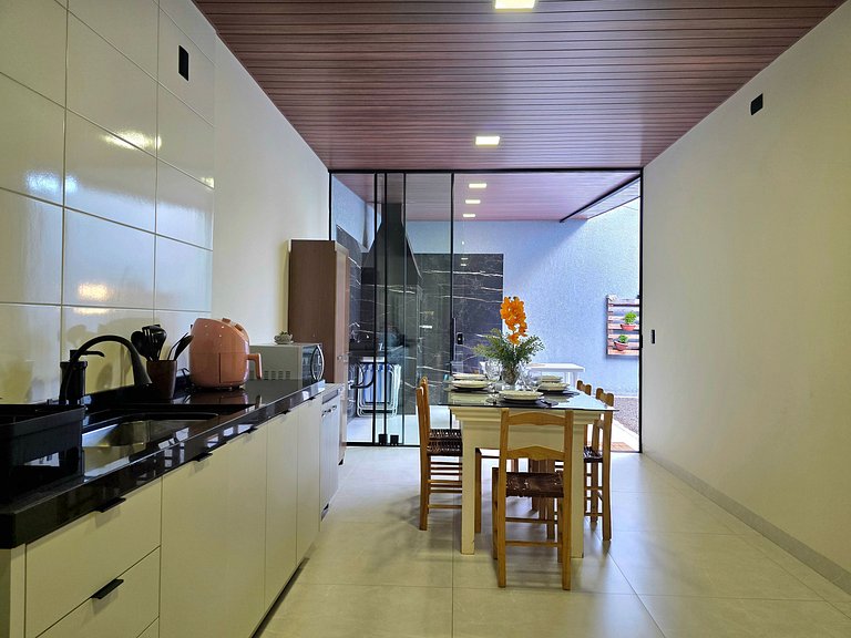 Casa 2 Quartos 2 WC Bairro tranquilo 6 min centro