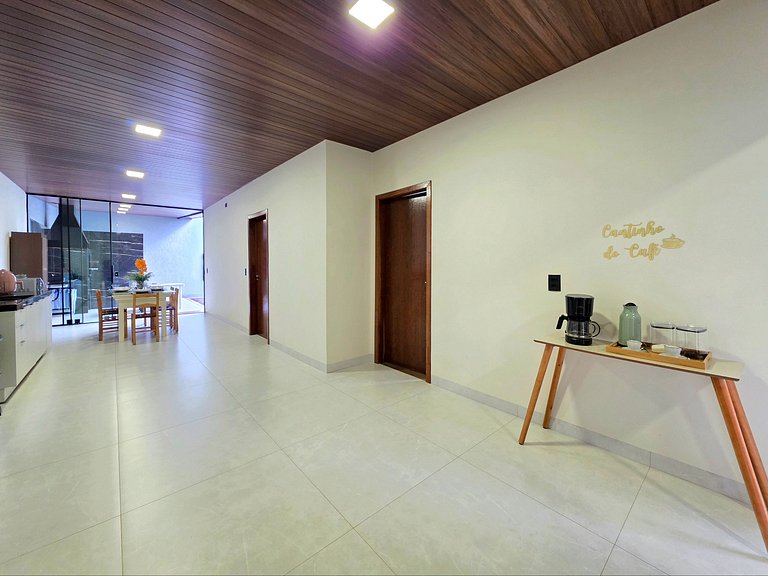 Casa 2 Quartos 2 WC Bairro tranquilo 6 min centro