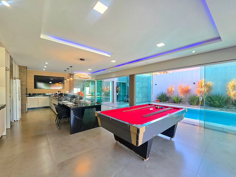 Casa 3 Suítes Lazer piscina e sinuca prox Centro