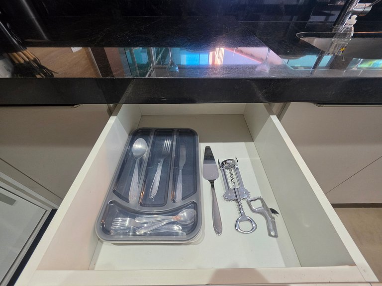 Casa 3 Suítes Lazer piscina e sinuca prox Centro