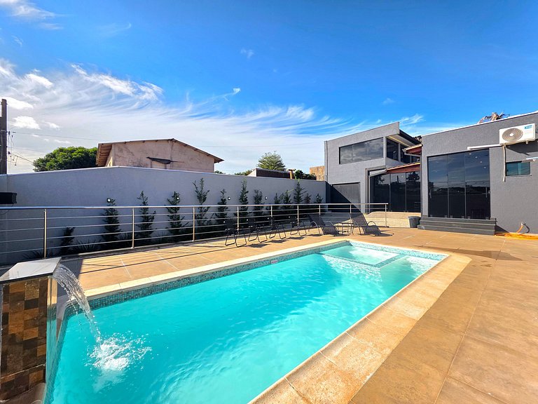 Casa 5 Quartos piscina churrasqueira 15 m Paraguai