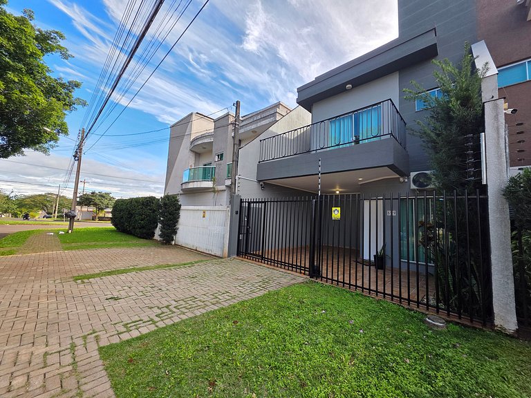 Magna 899 - Casa com 3 Quartos 9 camas prox Centro