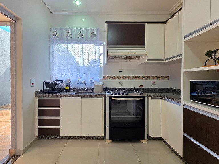 Magna 899 - Casa com 3 Quartos 9 camas prox Centro
