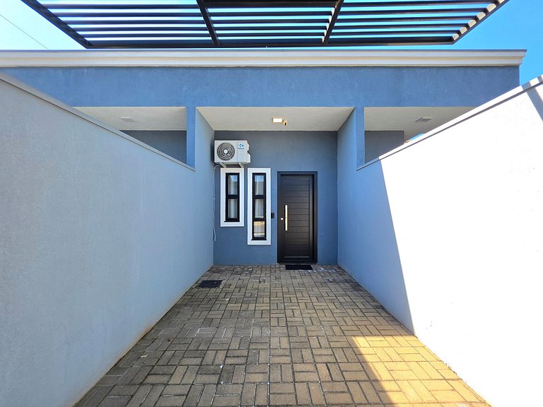 Casa novíssima prox Itaipu e Paraguai