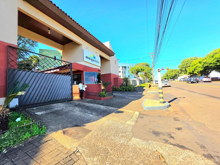 Apt 3 Quartos - 15 a 20 min Cataratas em Condomini