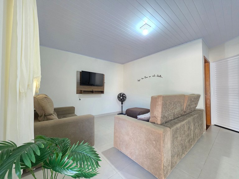 Casa 3 Quartos Piscina Quintal grande 5 min Centro