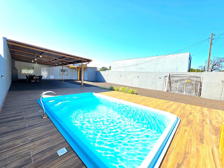 Casa 3 Quartos Piscina Quintal grande 5 min Centro