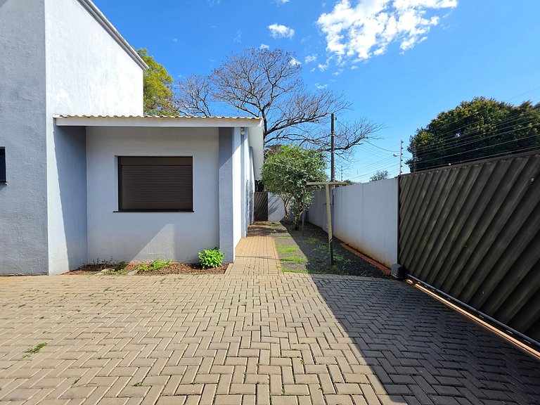 Casa Bairro Nobre 3 Quartos prox Paraguai