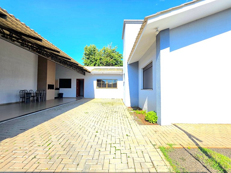 Casa Bairro Nobre 3 Quartos prox Paraguai