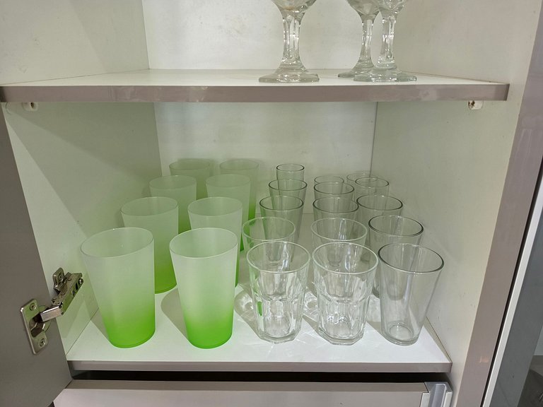 Casa 6 Quartos Ampla com área verde 5 min Centro