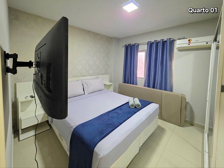 Apt em Meia Praia | 2 Quartos Quadra mar
