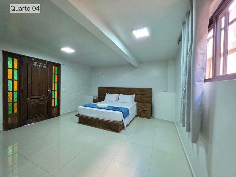 Casa Ampla com Piscina, 4 Quartos Bairro Nobre
