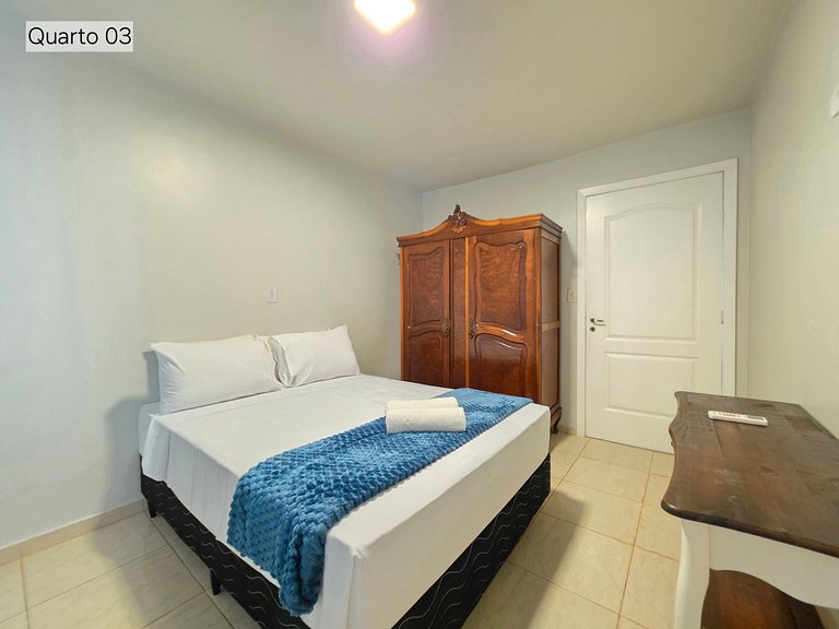 Casa Ampla com Piscina, 4 Quartos Bairro Nobre