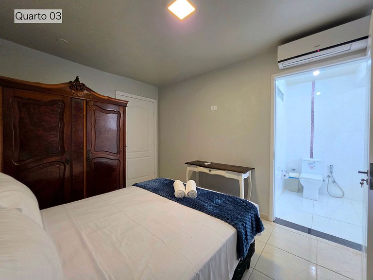 Casa Ampla com Piscina, 4 Quartos Bairro Nobre