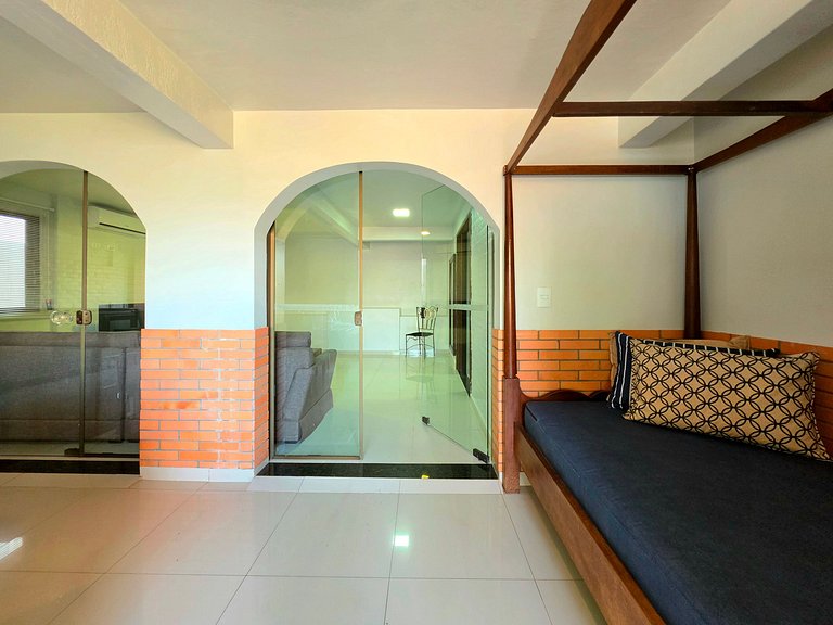 Casa Ampla com Piscina, 4 Quartos Bairro Nobre