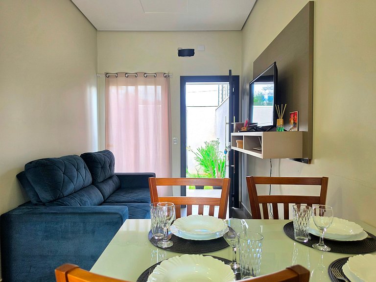 Casa Completa para 5 pessoas prox. Centro e Cat.