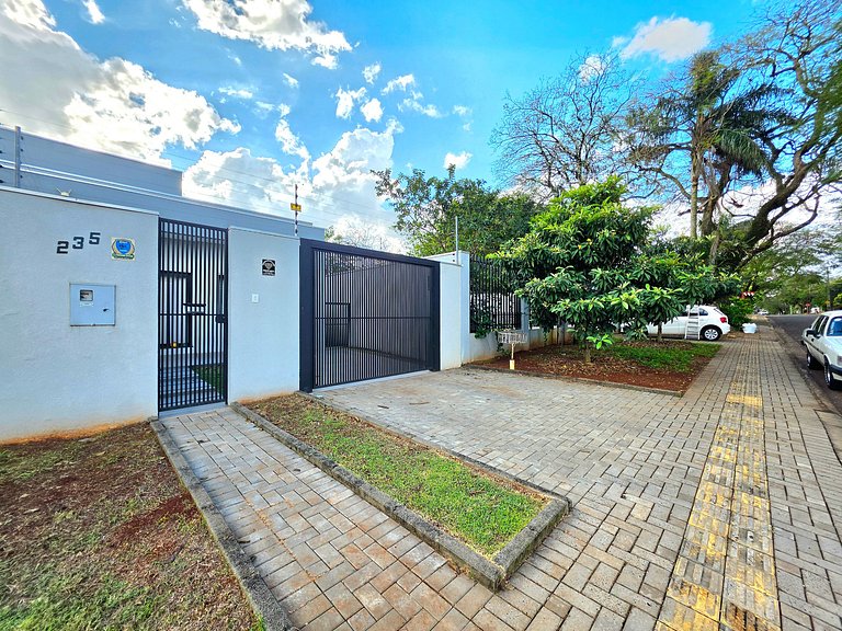 Casa Completa para 5 pessoas prox. Centro e Cat.