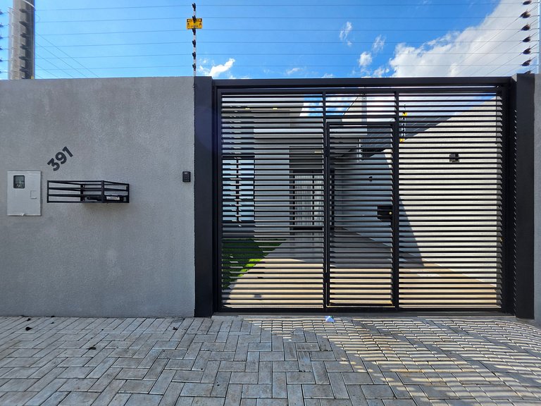 Casa Novíssima 02 Quartos prox Centro e Cataratas