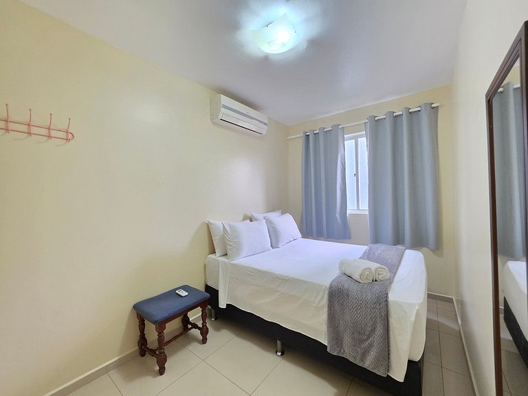 Apt 3 Quartos - 10 min Centro em Condominio