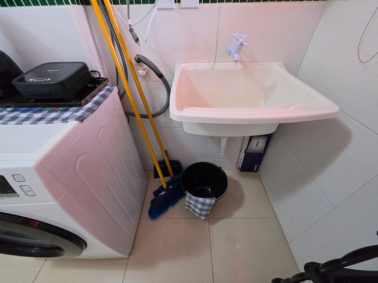 Apt 3 Quartos - 10 min Centro em Condominio
