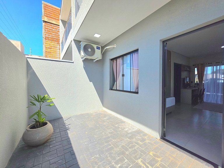 Apartamento 102 Novo e Aconchegante a 10 min Centr
