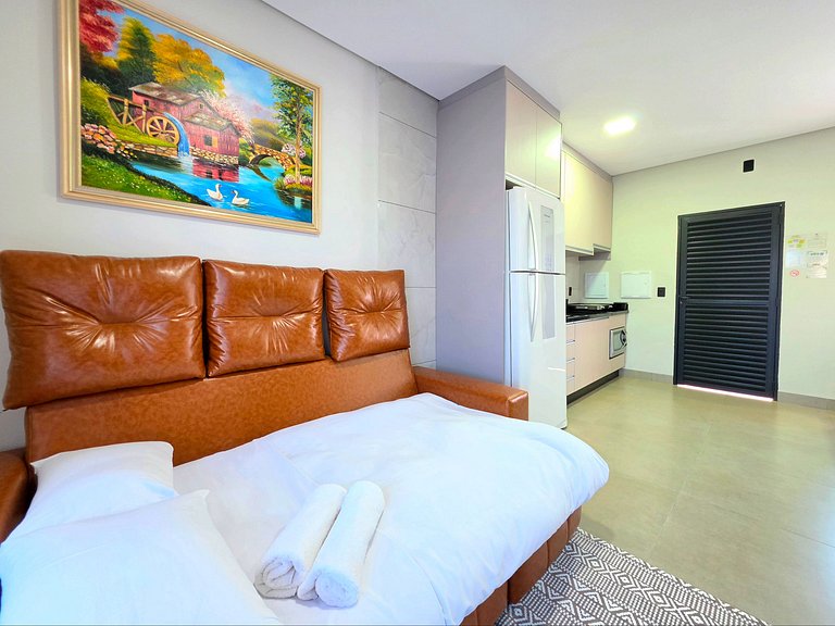 Apartamento 102 Novo e Aconchegante a 10 min Centr