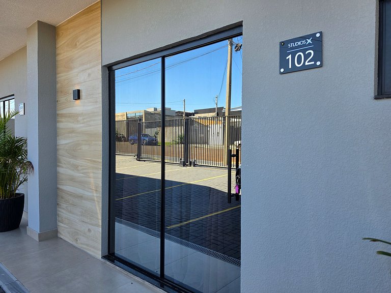 Apartamento 102 Novo e Aconchegante a 10 min Centr