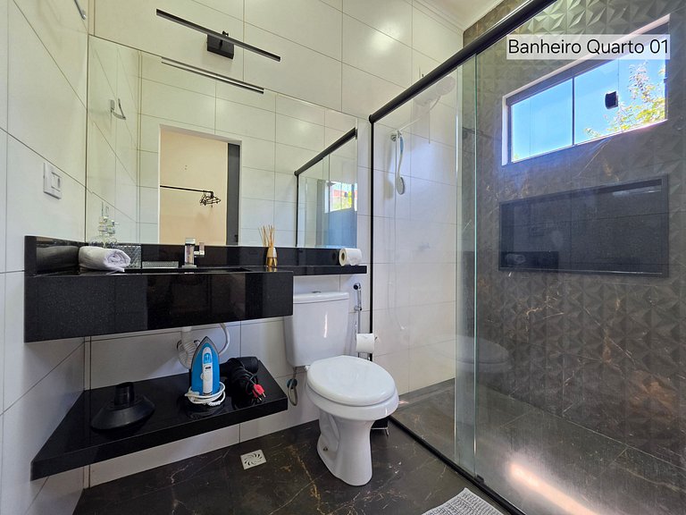 Casa para 8 pessoas com Piscina localização tranqu