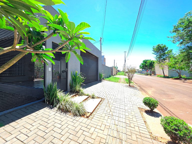 Casa para 8 pessoas com Piscina localização tranqu