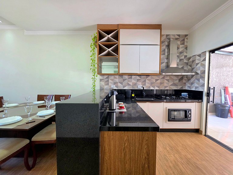 Casa para 8 pessoas com Piscina localização tranqu