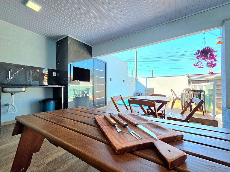 Casa Familiar | Piscina | Conforto Ótima Localizaç