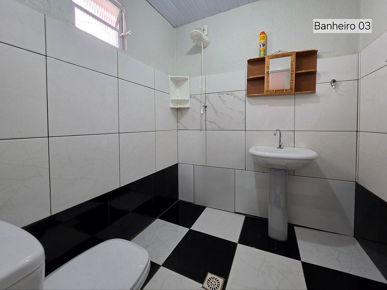 Casa 3 Quartos 3 WC - Próx. Shopping e Centro
