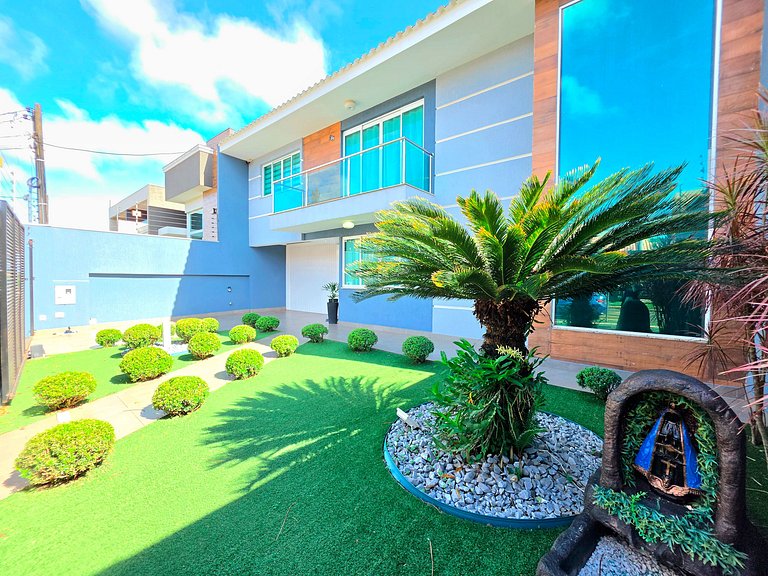 Casa Alto Padrão | 4 Quartos • Hidromassagem
