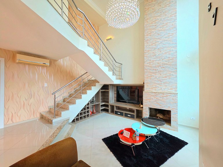 Casa Alto Padrão | 4 Quartos • Hidromassagem