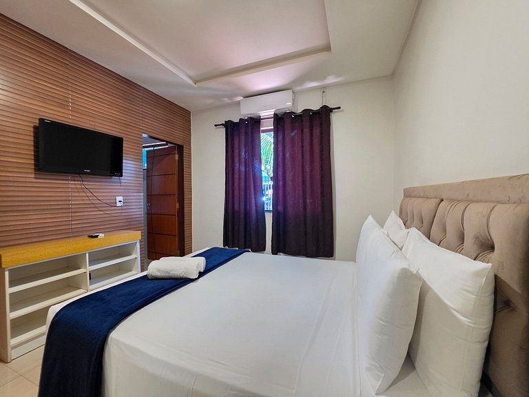 Casa 3 quartos 2 banheiros com piscina 10mi centro
