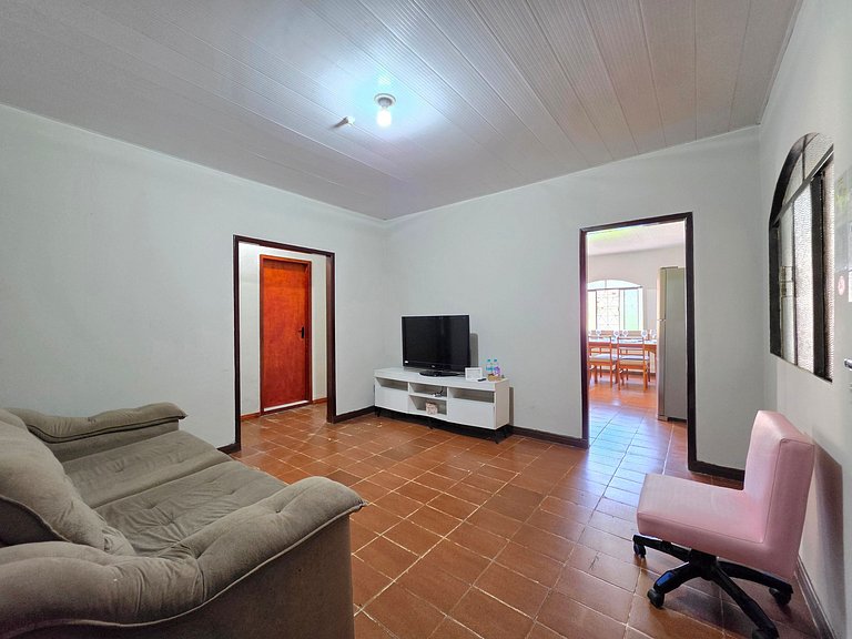 Casa quintal amplo 5 min Centro e 15 min Atrativos