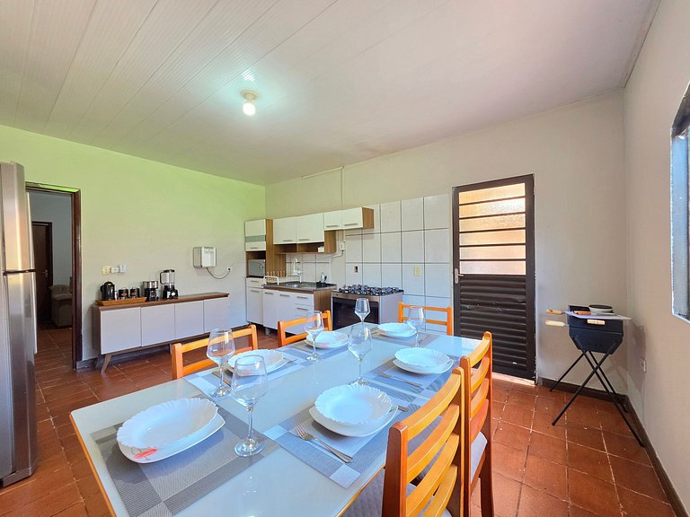 Casa quintal amplo 5 min Centro e 15 min Atrativos