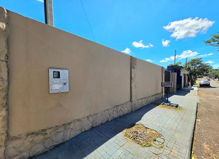 Casa quintal amplo 5 min Centro e 15 min Atrativos