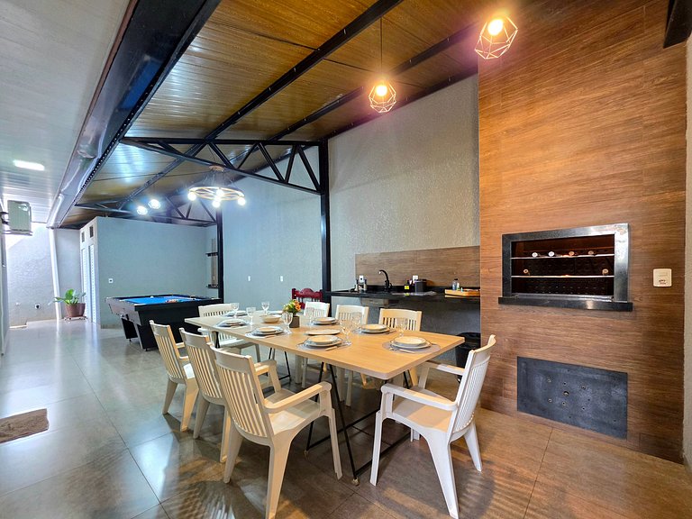 Casa para 8 Pessoas | Mesa de Sinuca 10 min Centro