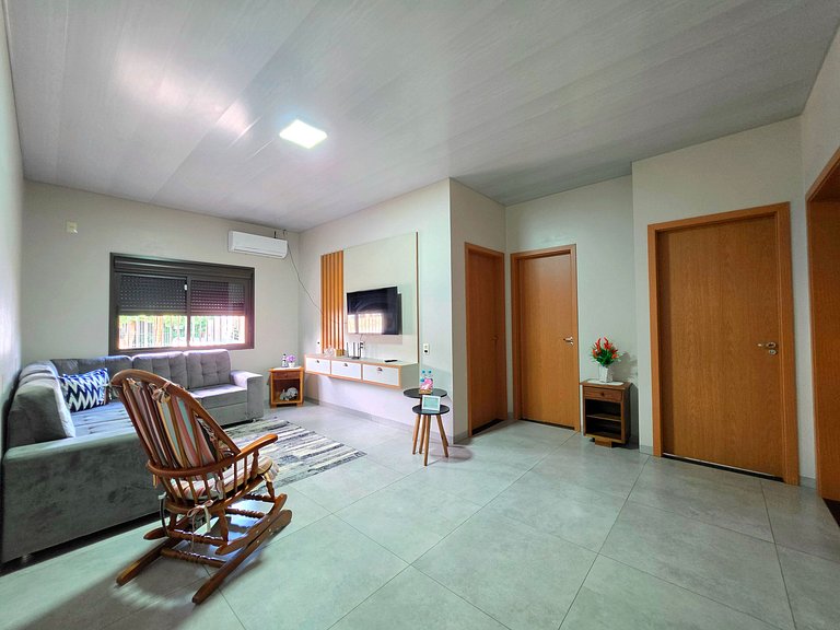 Casa para 8 Pessoas | Mesa de Sinuca 10 min Centro