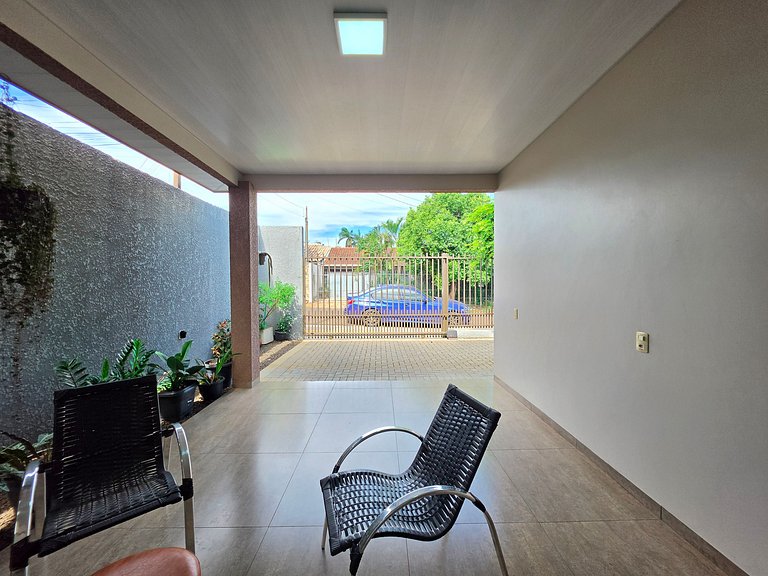 Casa para 8 Pessoas | Mesa de Sinuca 10 min Centro