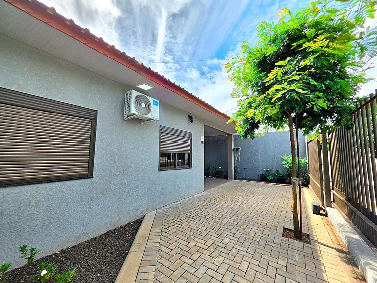 Casa para 8 Pessoas | Mesa de Sinuca 10 min Centro