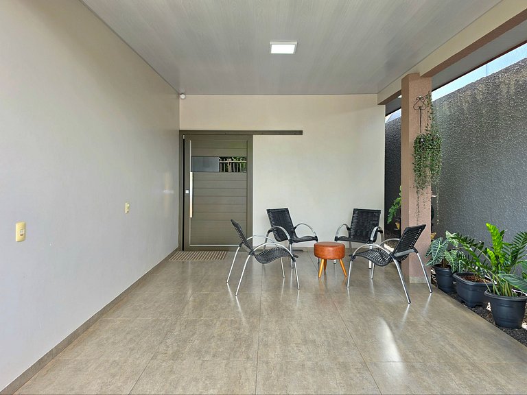 Casa para 8 Pessoas | Mesa de Sinuca 10 min Centro
