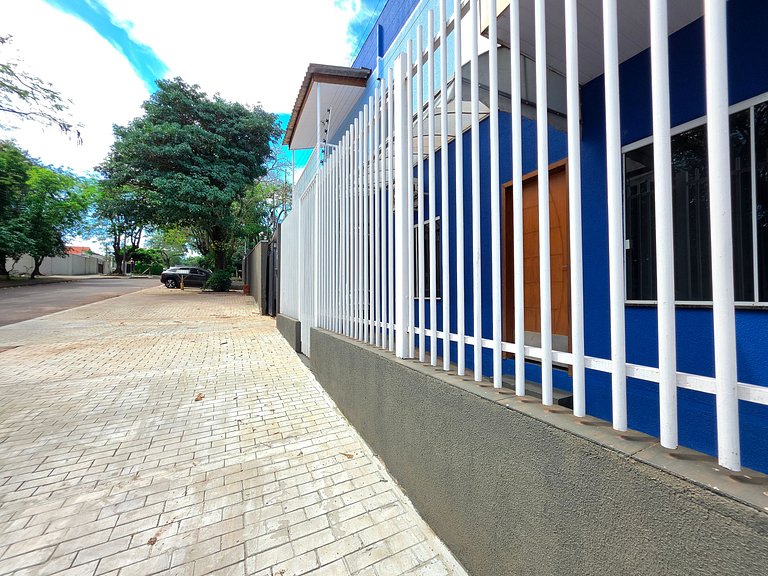 Apt Térreo | 2 Quartos e Garagem Prox Av Cataratas