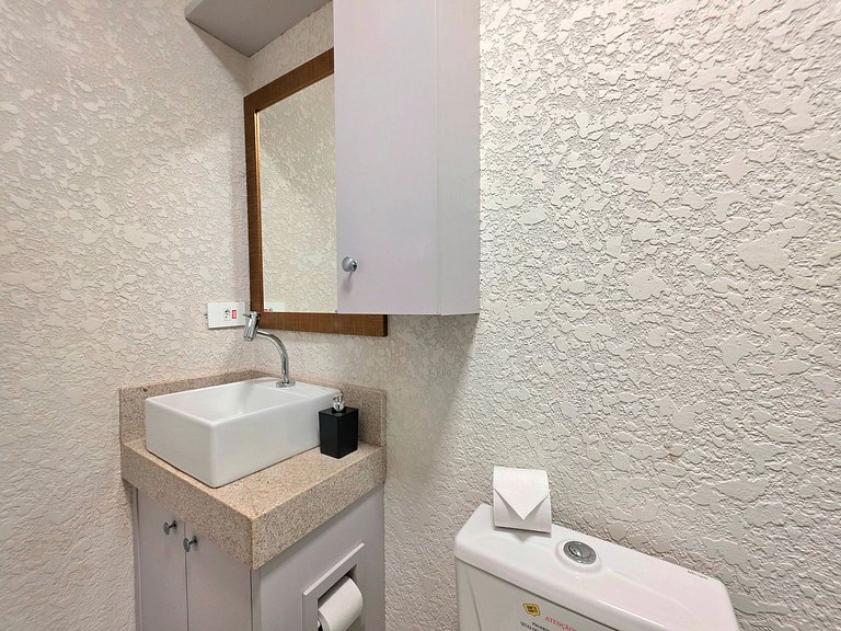 Studio no Coração de Foz com Garagem e Elevador